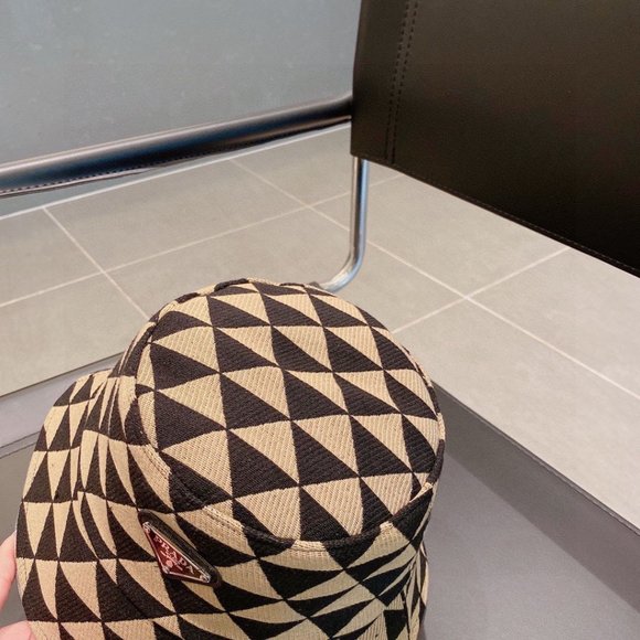 ?✨AUTHENTIC✨?Prada hat main image 7
